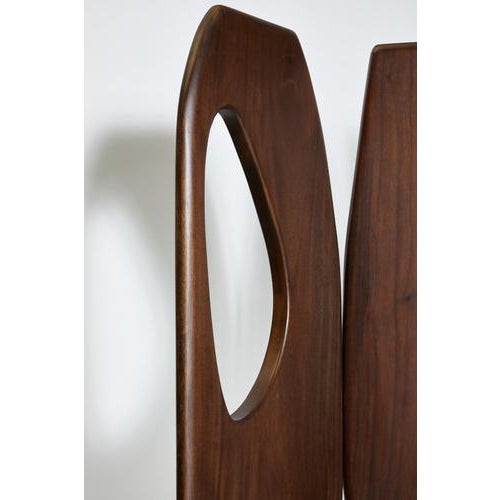 Contemporary Handcrafted Panama II Brass and Walnut Wood Screen by Reda Amalou Design For Sale - Image 3 of 10