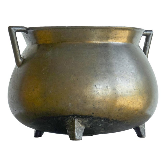 Large Antique Cauldron in Bronze For Sale
