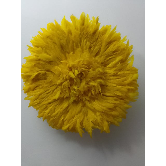 Juju hat yellow of 20" (50 cm). Juju hat made with natural feathers and rattan. Juju hat woven and handcrafted. Beautiful...
