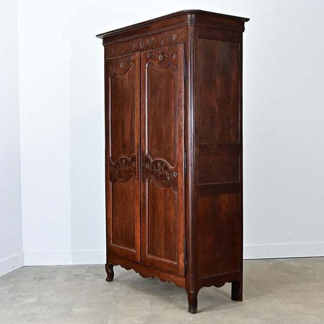 French 19th Century Louis XV Style Carved Oak Armoire For Sale - Image 4 of 15