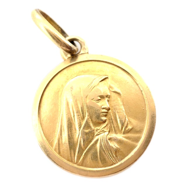 Vintage 1960s Italian 18k Virgin Mary Medallion, Religious Pendant For Sale