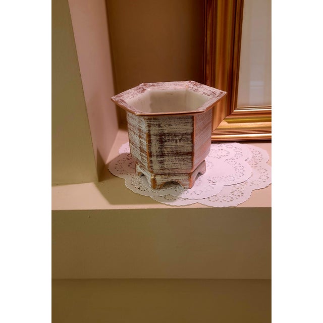 Vintage Royal Haeger Art Pottery Planter in Brushed Gold~1980s Chinoiserie, Hollywood Regency Style For Sale In Jacksonville, FL - Image 6 of 9