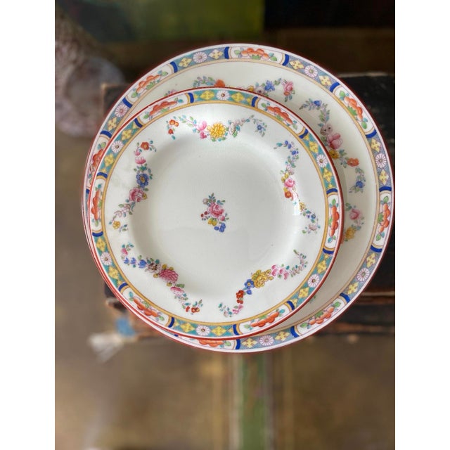 Ceramic Mid 19th Century Minton English China Plates, Teacups and Saucers - Set of 10 For Sale - Image 7 of 10