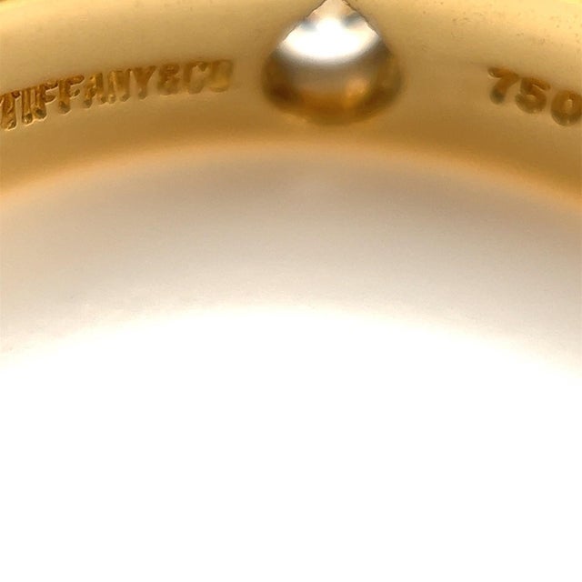 Late 20th Century Tiffany & Co. Etoile Diamond 18k Gold Platinum Band Ring - Size 7.5 For Sale - Image 5 of 7