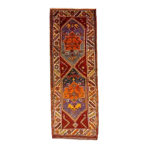 1960s Multicolor Heriz Handmade Wool Rug With Tribal Motif