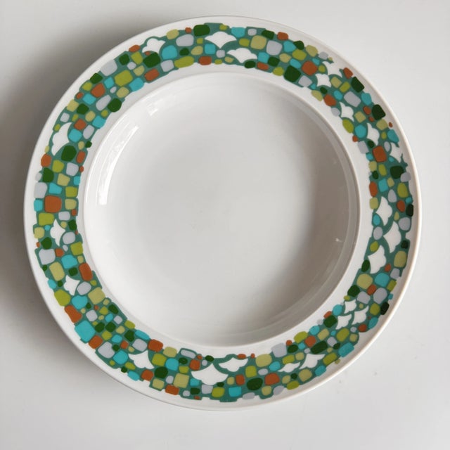 1980s Artist Collection Series Petruschka Rim Soup Plates by Hans Theo Baumann & Björn Wiinblad for Rosenthal, 1980, Set of 6 For Sale - Image 5 of 5