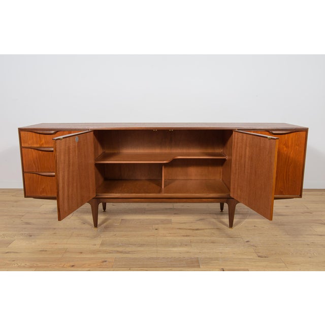 Mid-Century Modern Teak Sideboard by Tom Robertson for McIntosh, United Knigdom, 1960s For Sale - Image 17 of 18