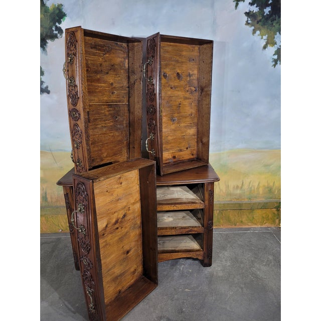 Wood Louis XV Chest of Drawers in Walnut For Sale - Image 7 of 13