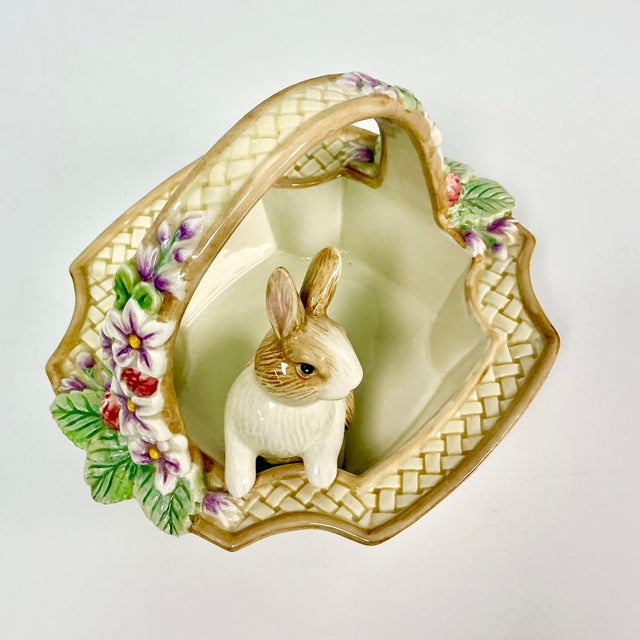 1990s Vintage Hollywood Regency Majolica Flora Bunny Jelly Bean Bowl, Fitz & Floyd Trompe L’Oeil Style For Sale - Image 12 of 14