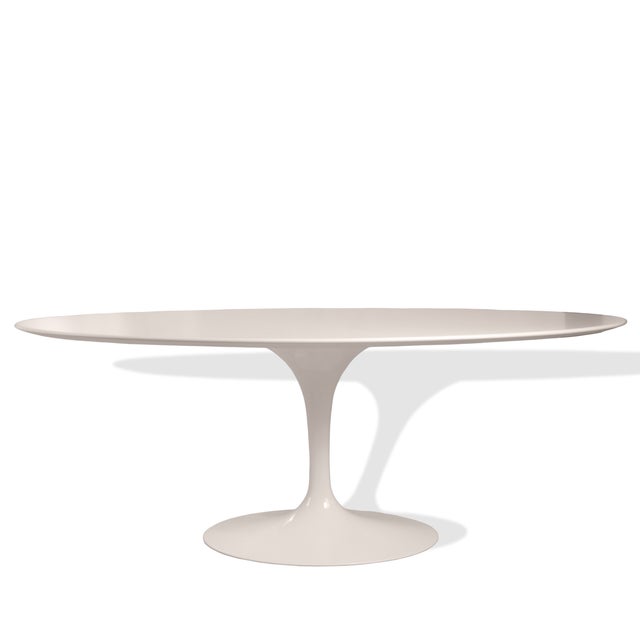 Mid-Century Modern Knoll Saarinen Oval Dining Table by Eero Saarinen For Sale - Image 3 of 7