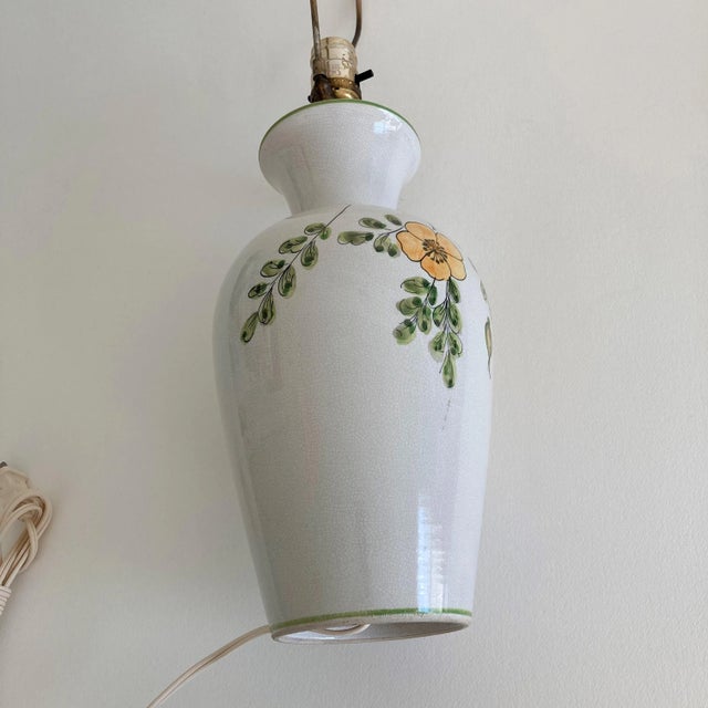 Vintage Ceramic Floral Pattern Yellow Green Colors Crackle Glaze Finish Table Lamp, Made in Italy Circa 1970 For Sale - Image 11 of 13