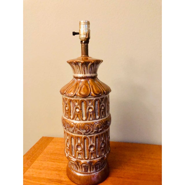Mid-Century Modern Vintage Glazed Ceramic Lamp For Sale - Image 3 of 6