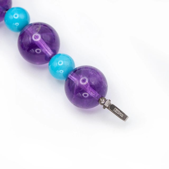Late 20th Century Large Amethyst and Turquoise Bead Necklace With 18k White Gold Clasp For Sale - Image 9 of 14