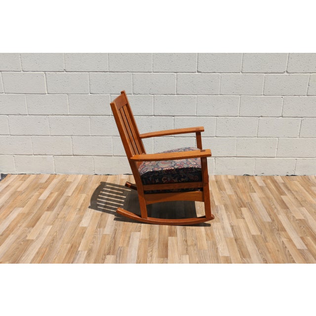 1940s Mission Style Solid Oak Rocking Chair | Arts & Crafts Wooden Rocker For Sale - Image 12 of 18