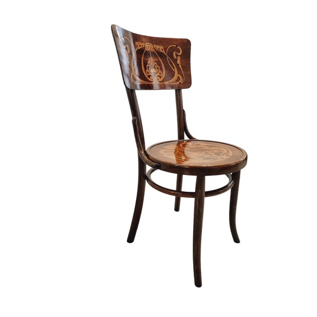 Wonderful restored bentwood chairs of Austrians furniture makers Jacob & Josef Kohn. Produced circa 1910. Those rare...