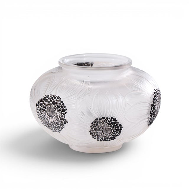 Art Deco René Lalique 1923 Signed Dahlias Vase For Sale - Image 3 of 8