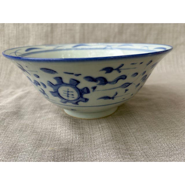 Vintage Blue and White Floral Chinese Bowl For Sale - Image 4 of 18