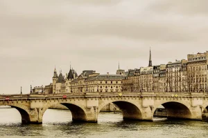 Guy Sargent, Pont Neuf, Photograph