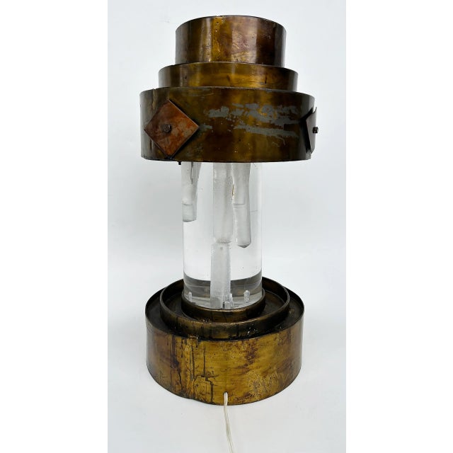 Mid-Century Modern 1970s Mid-Century Brutalist Studio Crafted Table Lamp in Lucite, Brass For Sale - Image 3 of 12