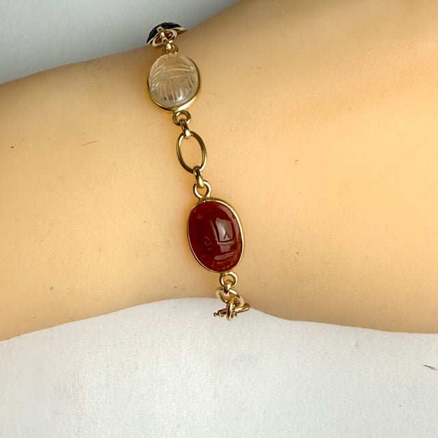 Vintage 14k Yellow Gold Scarab Gemstone Bracelet Carved Semi-Precious Scarabs For Sale - Image 9 of 9