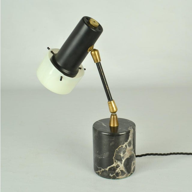 Table Lamp on Black Marble Base attributed to Gino Sarfatti for Arteluce, 1950s For Sale - Image 10 of 11