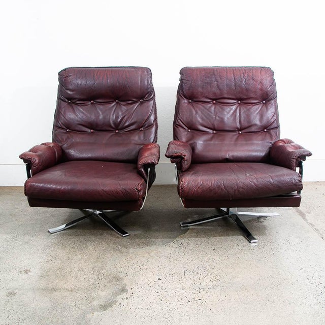 Arne Norell 1960s Mid Century Danish Modern Lounge Chairs Burgundy Chrome Pair Set Attributed to Arne Norell For Sale - Image 4 of 12