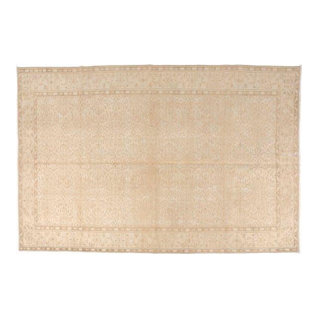 Mid 20th Century Biege Turkish Home Living Rug For Sale