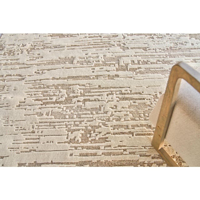 2020s Exquisite Rugs Platinum Hand-Knotted New Zealand Wool & Nettle Fiber Light Beige Rug-12'X15' For Sale - Image 5 of 8