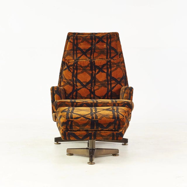 Edward Wormley for Dunbar Mid Century Lounge Chair and Ottoman with Jack Lenor Larsen Fabric The chair measures: 32 wide x...