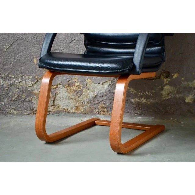 Italian Desk Chair from ICF de Padova For Sale - Image 11 of 18