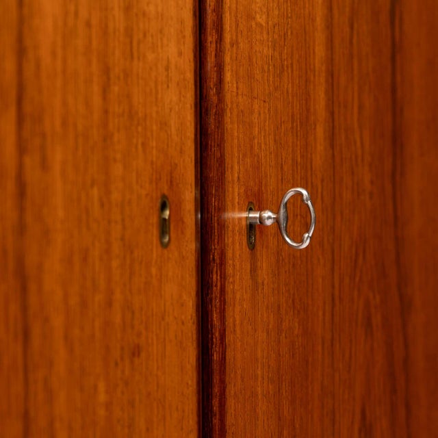 Brown Vintage 1960s Danish Mid-Century Rosewood Sideboard Credenza For Sale - Image 8 of 8