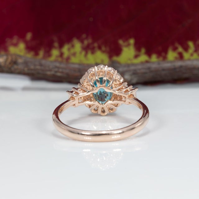 Blue 3.4Ct Cambodian Blue Zircon Ring With Natural Diamond Accents: Solid 14k Gold, Size 6.75 For Sale - Image 8 of 9