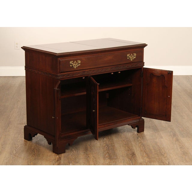 Ethan Allen Georgian Style Cherry Flip-Top Server For Sale In Philadelphia - Image 6 of 12