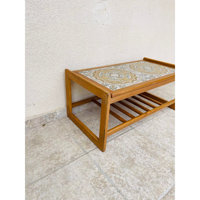 Scandinavian Teak Coffee Table, 1960 For Sale - Image 4 of 9