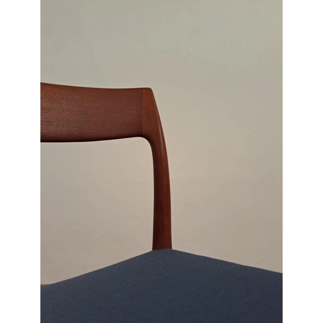Mid-Century Modern Model 77 Dining Chairs in Teak by Niels O. Møller for J.L. Møllers Møbelfabrik, 1970s, Set of 6 For Sale - Image 3 of 7