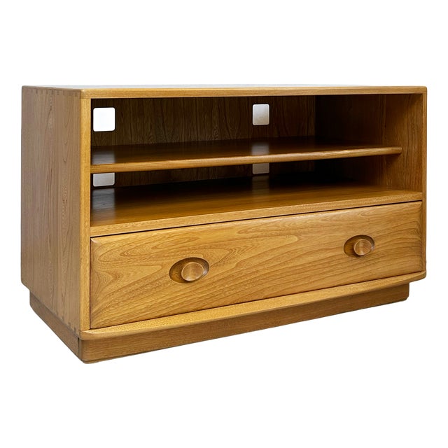 Windsor Elm Media Unit by Lucian Ercolani for Ercol, 1990s For Sale