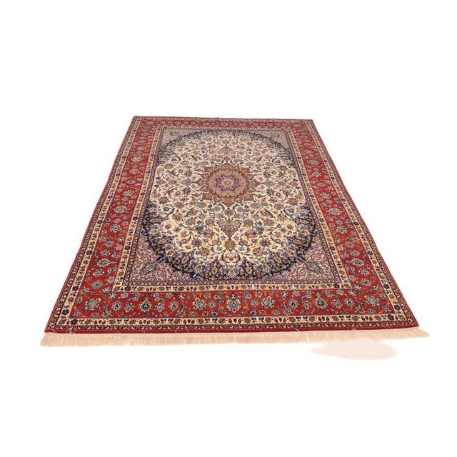 Middle Eastern Rug in Silk For Sale - Image 6 of 7