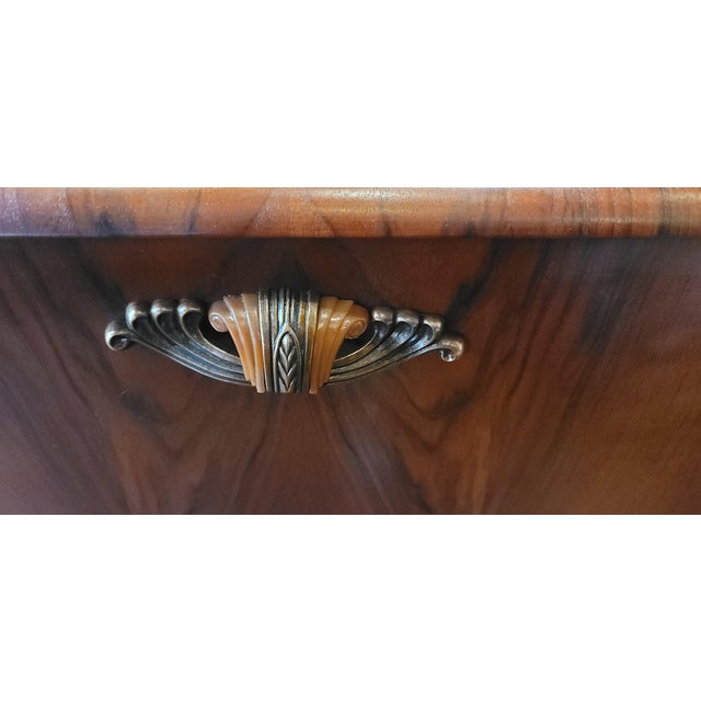 1940s Art Deco Cocktail Bar Cellarette Dry Bar For Sale - Image 5 of 7