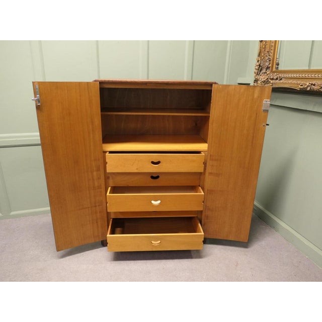 1920s Arts and Crafts Chest of Drawers, 1920 For Sale - Image 5 of 8