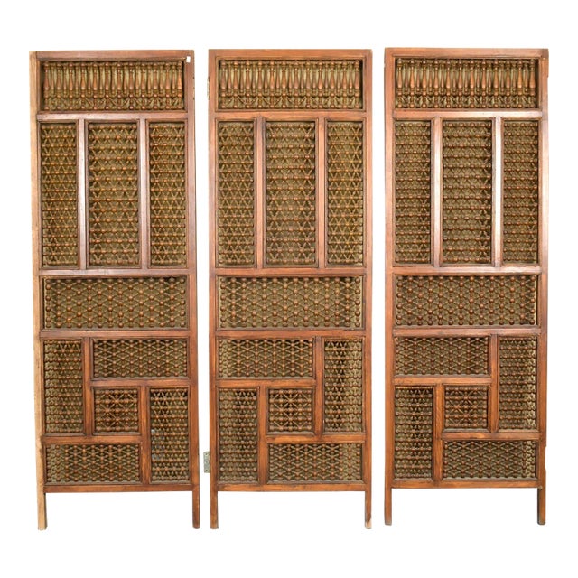 Antique Aesthetic Three Panel Oak Lattice Folding Screen Room Divider - Set of 3 For Sale