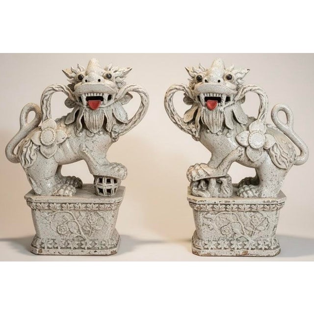 Mid-Century Large Scale Chinese Export Foo Dog Ceramic Pottery Figurines - Set of 2 For Sale In Atlanta - Image 6 of 7