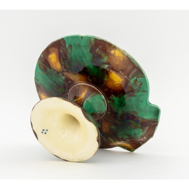 Mid 20th Century Wedgwood Shell-Form Centerpiece and Five Plates For Sale - Image 13 of 14