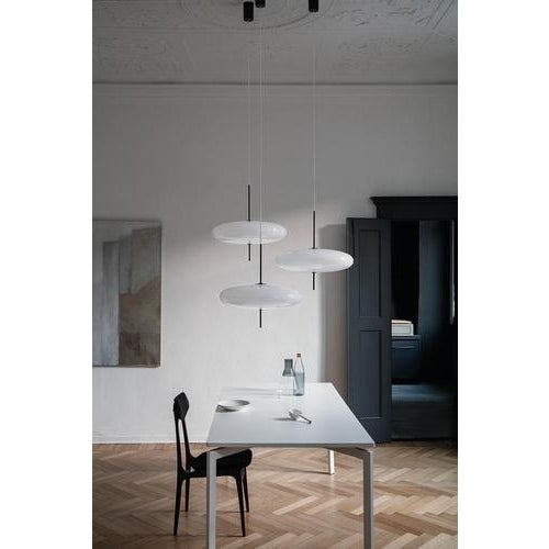 Black White Diffuser and Black Hardware Model 2065 Lamp by Gino Sarfatti For Sale - Image 8 of 11