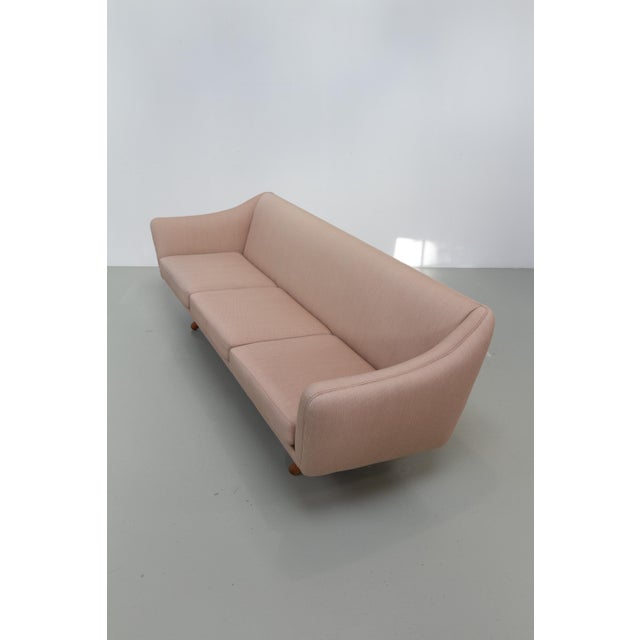 Mid-Century Danish ML-140 3-Seater Sofa from Illum Wikkelsø, 1960s For Sale - Image 9 of 18