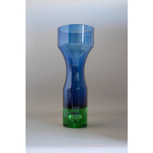 Mid-Century Modern Scandinavian Bright Blue and Emerald Green Glass Vase from Borgström Åseda, Sweden For Sale - Image 6 of 11