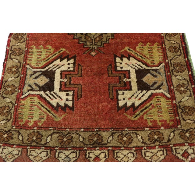 Vintage Turkish Yastik Rug - 01'07 X 02'10 For Sale - Image 4 of 8