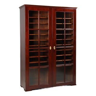Antique Cabinet in Mahogany, 1800 For Sale