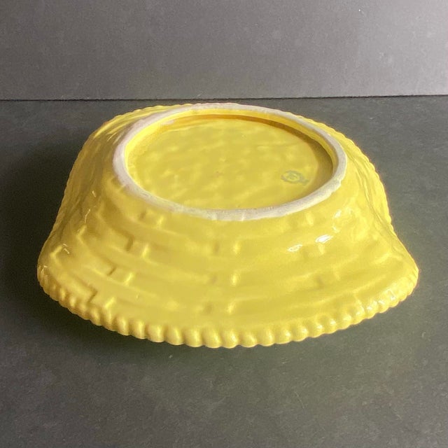 Canary Yellow Vintage Yellow Majolica Trompe L’Oeil Basketweave Trinket Dish / Catchall For Sale - Image 8 of 9