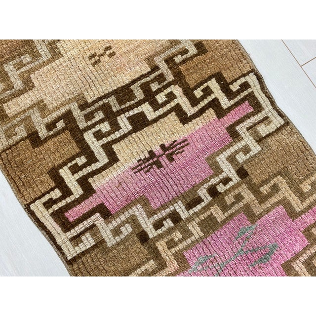 1960s Mid 20th Century Anatolian Turkish Office Rug For Sale - Image 5 of 5