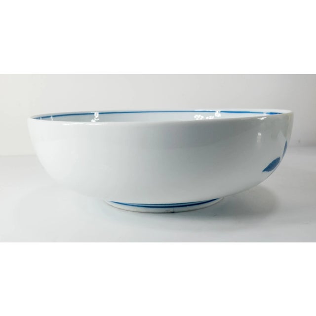 Early 20th Century Japanese Kakiemon Nabeshima Style Centerpiece Bowl For Sale - Image 5 of 11